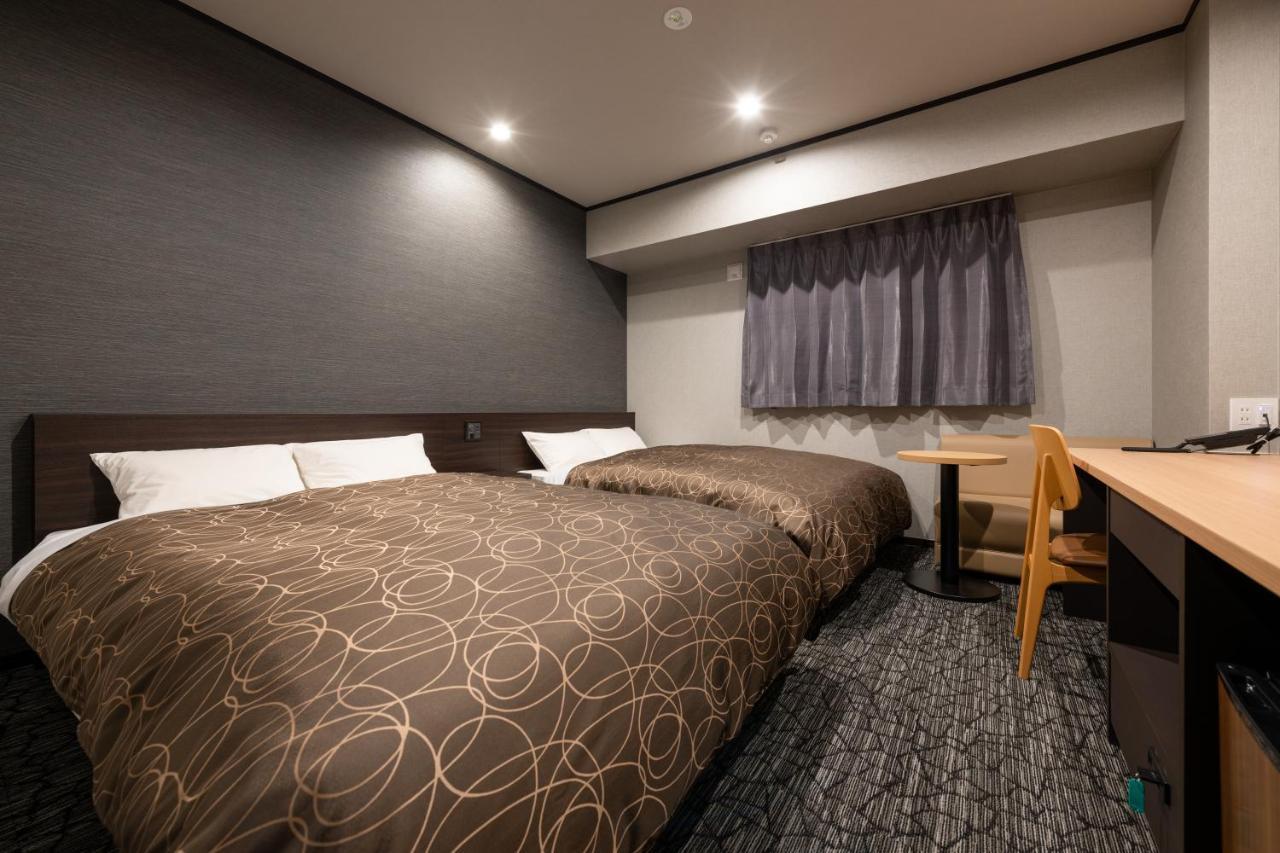 Hotel Legit